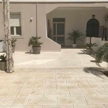 Scogliera Apartments Авола Экстерьер фото