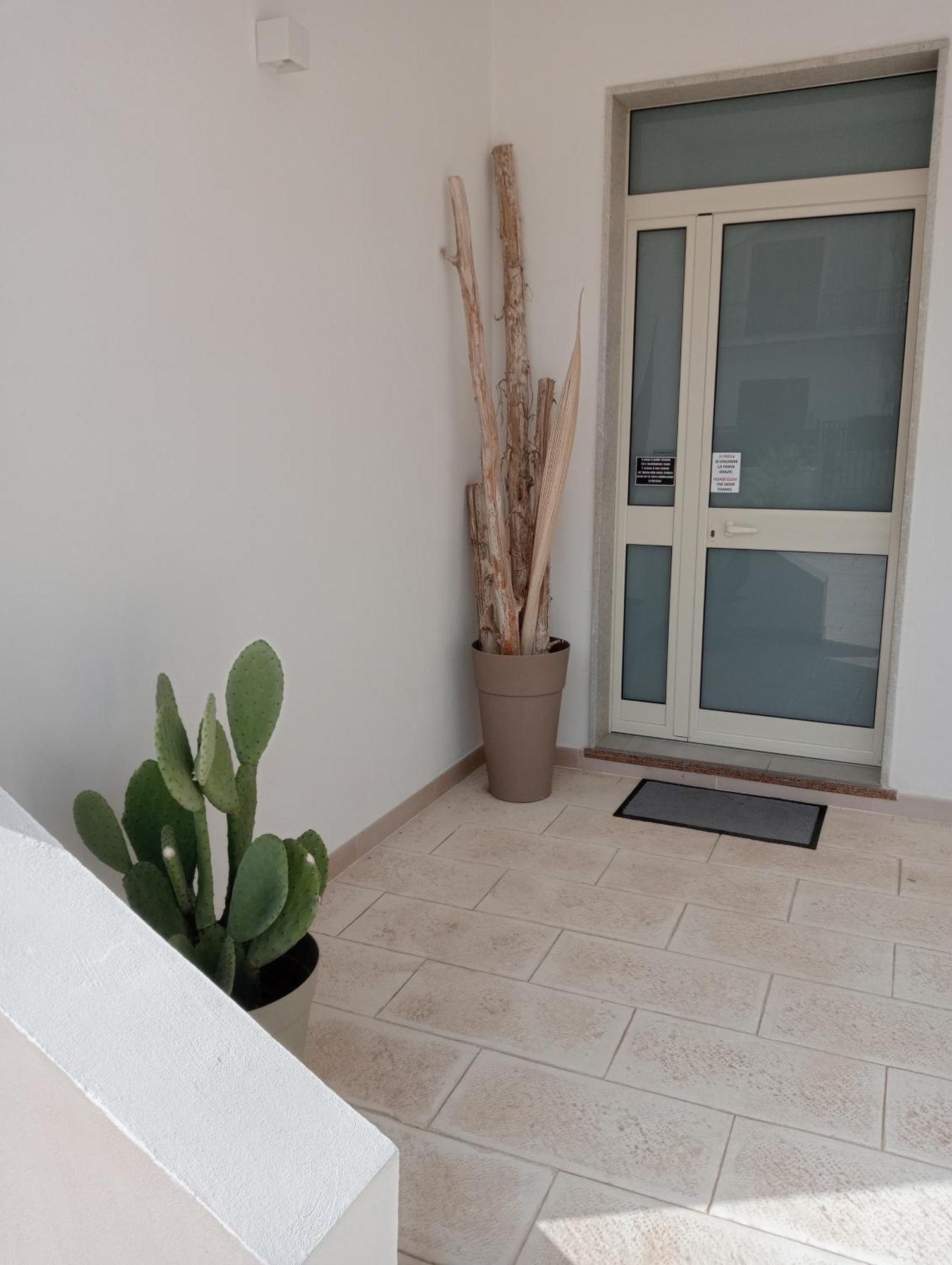 Scogliera Apartments Авола Экстерьер фото